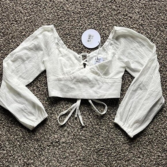 NWT Princess Polly White Cropped Lace Up Feminine Blouse, 100% Cotton, normcore - Picture 4 of 5